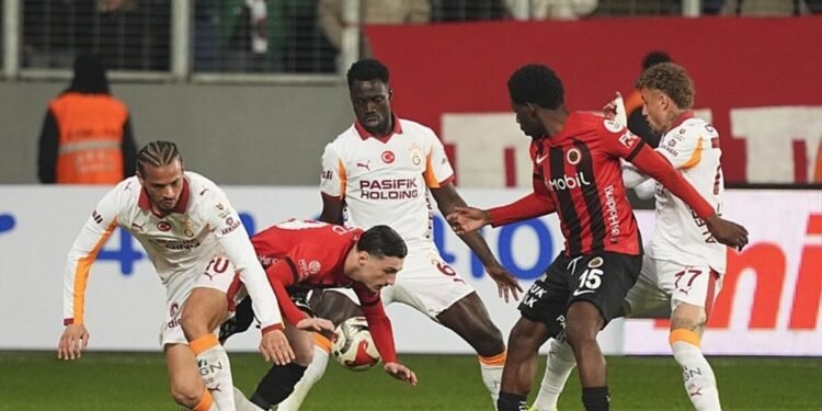 Spor yazarları Natura Dünyası Gençlerbirliği-Galatasaray maçını değerlendirdi