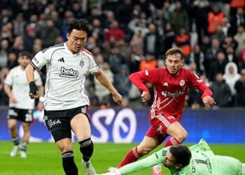 Spor yazarlarından Beşiktaş-Hesap.com Antalyaspor maçı yorumları!