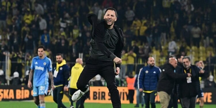 Tedesco’dan büyük başarı! Fenerbahçe’de 30 yıl sonra bir ilki gerçekleştirdi
