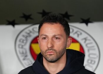 Tedesco’dan derbi öncesi takıma uyarı! “G.Saray maçında…”
