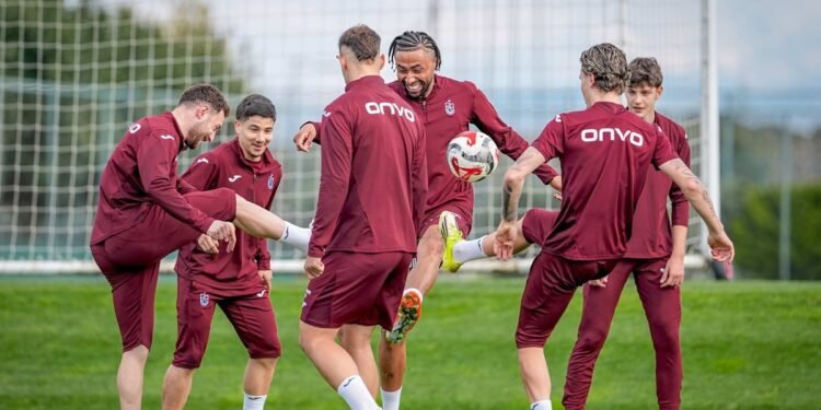 Trabzonspor, Galatasaray maçı hazırlıklarına devam etti