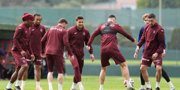 Trabzonspor ikinci yarının en çok puan toplayan takımı!