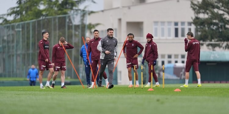 Trabzonspor, Samsunspor maçı hazırlıkları başladı!