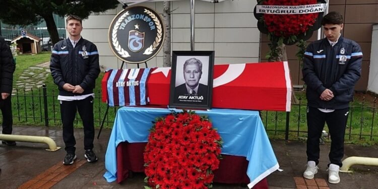 Trabzonspor’da Atay Aktuğ için anma töreni düzenlendi