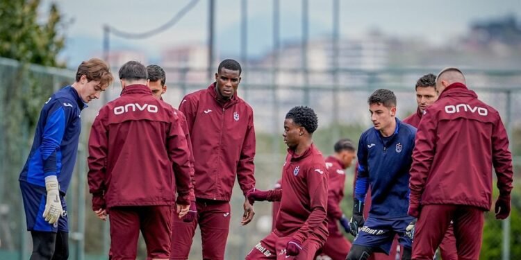 Trabzonspor’da Corendon Alanyaspor mesaisi sürüyor!