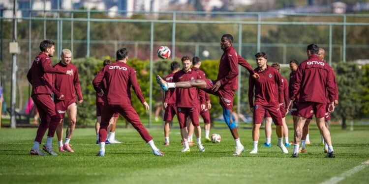 Trabzonspor’da RAMS Başakşehir maçı hazırlıkları sürüyor