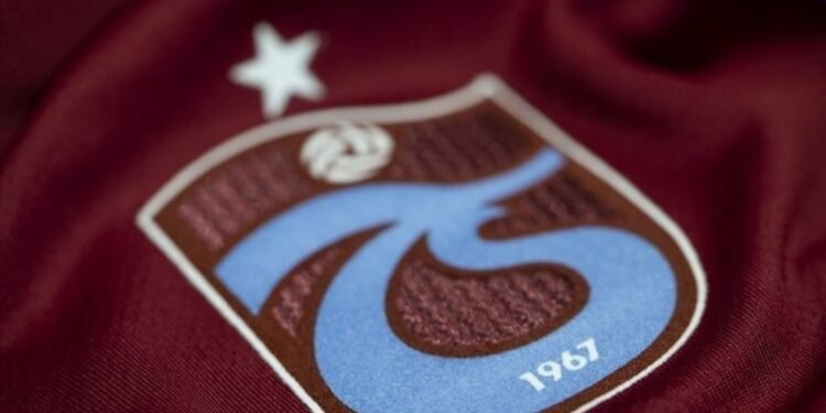 Trabzonspor’dan flaş açıklama: Kendi tarihlerindeki karanlık sayfalarla yüzleşmelidirler!
