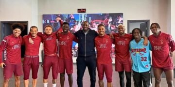 Yaya Toure’den Galatasaray Kemerburgaz Tesisleri’ne ziyaret!