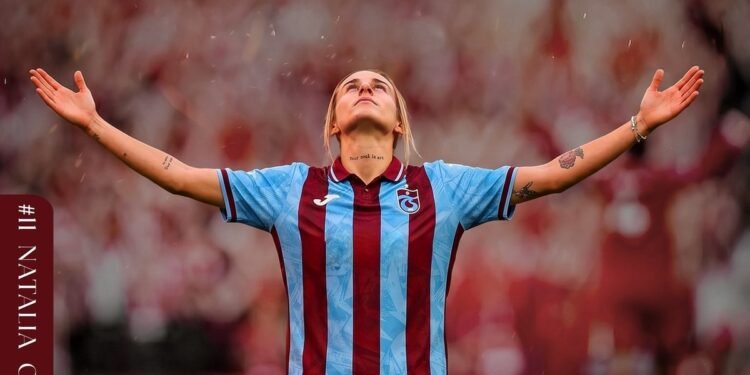 22 maçta 30 gol attı