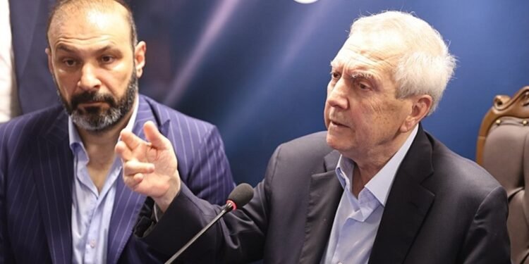 Aziz Yıldırım: Böyle devam ederse Fenerbahçeli çocuklar…
