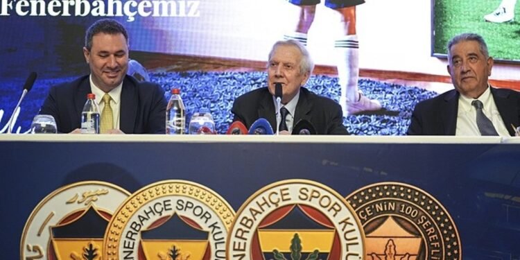 Aziz Yıldırım’ın yönetim kurulu listesinde yer alan Barış Göktürk’ten transfer yanıtı!