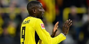Beşiktaş Guirassy transferinde Fenerbahçe’ye rakip oldu! Dortmund’un bonservis talebi ortaya çıktı