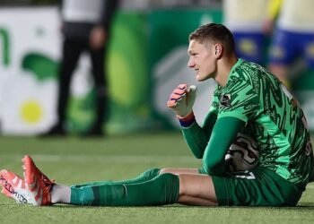 Beşiktaş için kaleye Kjell Scherpen iddiası!