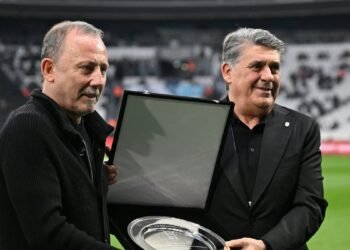 Beşiktaş yönetiminden olağanüstü toplantı!