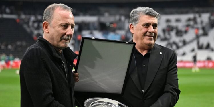 Beşiktaş yönetiminden olağanüstü toplantı!