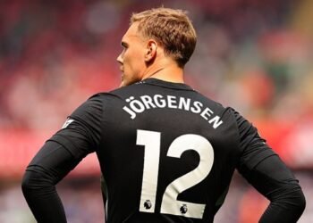 Beşiktaş’ın gündemindeki Jörgensen’den flaş karar! İngiliz basını duyurdu