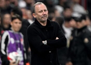 Beşiktaş’ta Sergen Yalçın gelişmesi! Başarısız tablo sonrası…