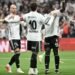 Beşiktaş’ta sezon istikrarsız ve kupasız geçti!