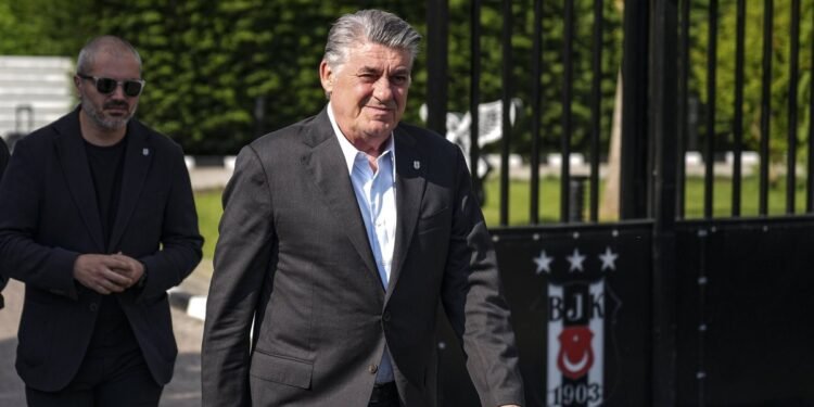 Beşiktaş’ta teknik direktör sarmalı!