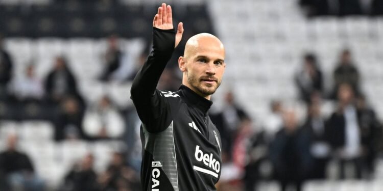 Beşiktaş’ta Vaclav Cerny ayrılık iddialarına yanıt verdi!