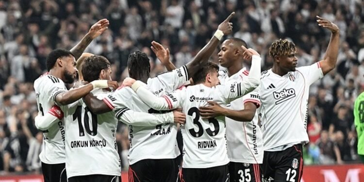 Beşiktaş’ta yaprak dökümü! İşte veda eden isimler