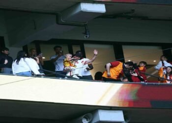 Dries Mertens ve ailesi yeniden RAMS Park’ta