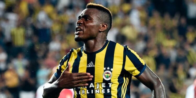 Emmanuel Emenike’den dikkat çeken paylaşım!