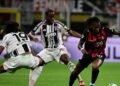 Fenerbahçe ve Galatasaray’a Jonathan David şoku! Transferi…