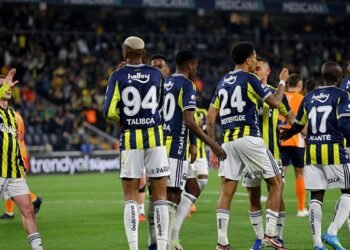 Fenerbahçe’de büyük değişim! 10 ayrılık birden olacak