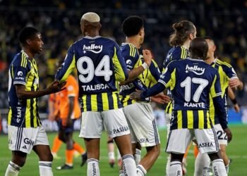 Fenerbahçe’de dev kriz! Yeni yönetimi büyük tehlike bekliyor