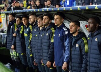 Fenerbahçe’de flaş transfer gelişmesi! Fransız devi genç yıldız için devrede