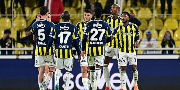 Fenerbahçe’de ilk ayrılık yolda! İşte yıldız ismin yeni adresi