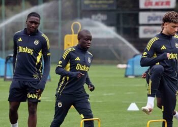 Fenerbahçe’de Konyaspor maçı hazırlıkları başladı!