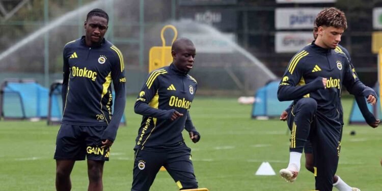 Fenerbahçe’de Konyaspor maçı hazırlıkları başladı!