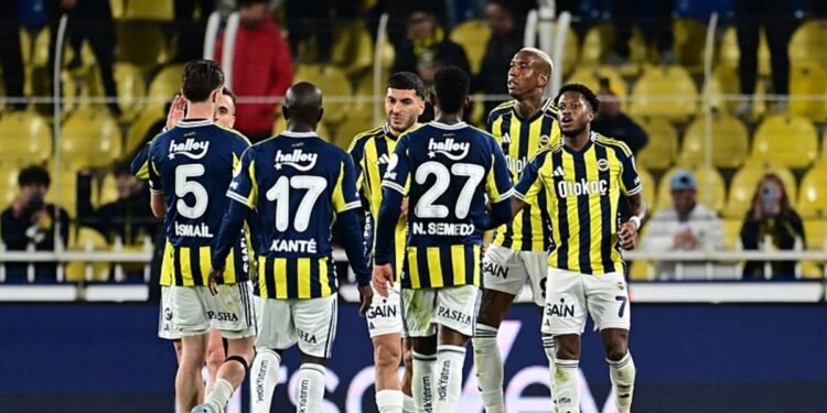 Fenerbahçe’nin yıldızına ülkesinden resmi teklif! Ayrılığa sıcak bakıyor