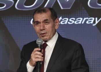 Galatasaray Başkanı Dursun Özbek dili sürçtükten sonra böyle tepki verdi! “36. şampiyonluk…”