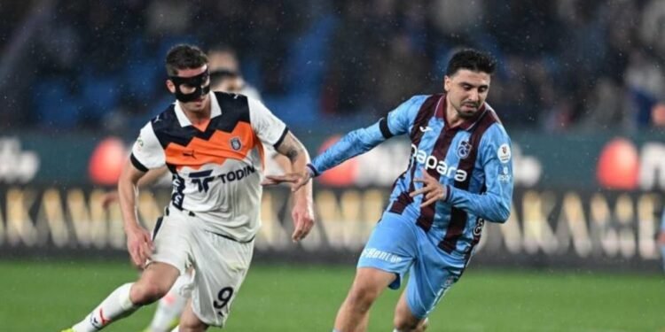 Galatasaray Bertuğ Yıldırım’ın transferi için 2 futbolcusunu gözden çıkardı!
