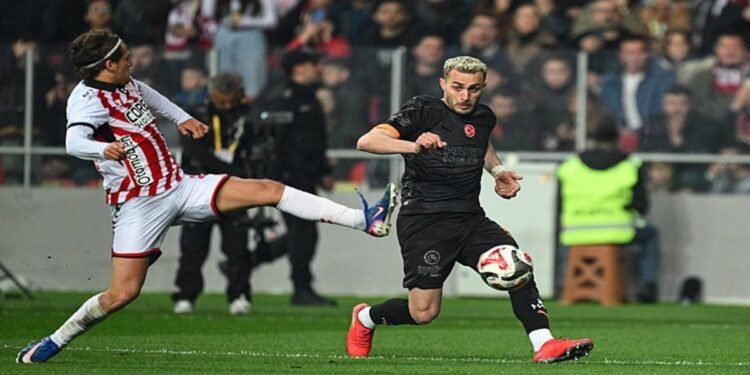 Galatasaray’a Samsun’da şok mağlubiyet! Şampiyonluğu ilan etme fırsatını tepti