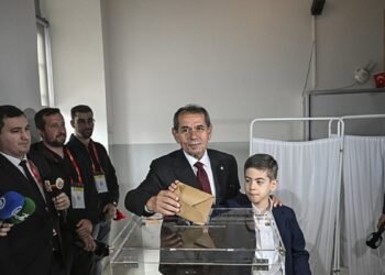 Galatasaray’da seçimli olağan genel kurulunda oy verme işlemi sona erdi!