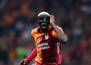 Galatasaray’da Victor Osimhen endişesi! Menajeri İstanbul’a geliyor