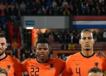 Galatasaray’dan savunmaya dünya yıldızı hamlesi! Transferi Dursun Özbek bitirecek
