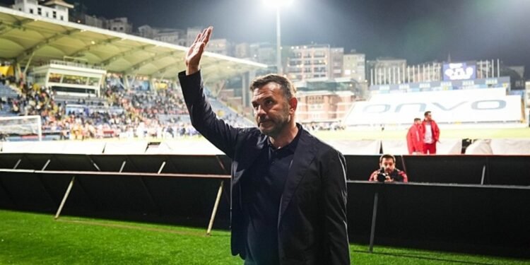 Galatasaray’dan savunmaya yerli takviyesi! Bedelsiz olarak gelebilir