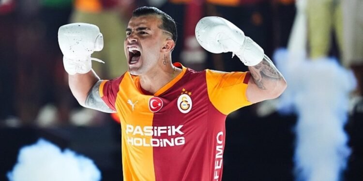 Galatasaray’ın en istikrarlısı Abdülkerim Bardakcı oldu!