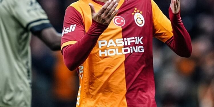 Galatasaraylı yıldıza çifte talip! 30 milyon Euro…