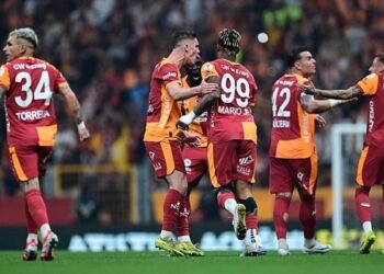 Manşetler alev alev! Dünya basını Galatasaray’ın şampiyonluğunu böyle gördü
