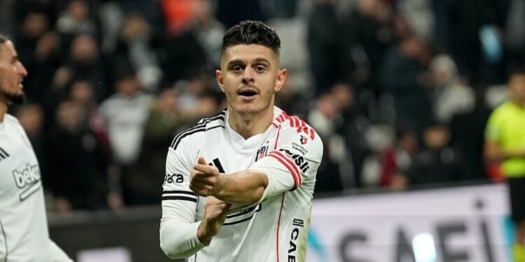 Rashica’nın talibi çok