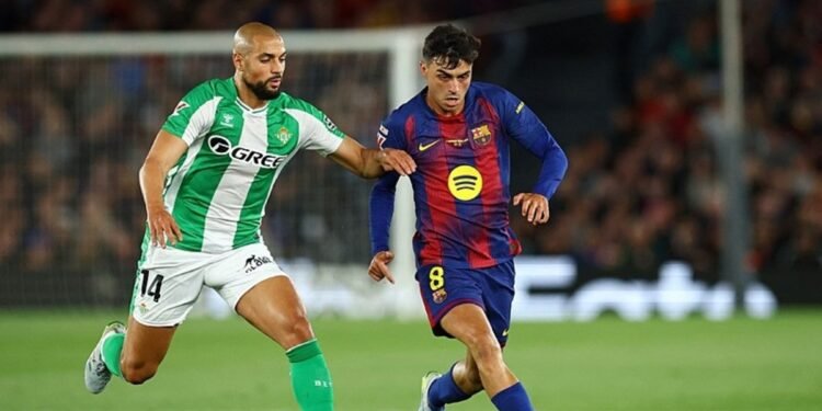 Real Betis Amrabat için kararını verdi! Bonservisini alacaklar mı?