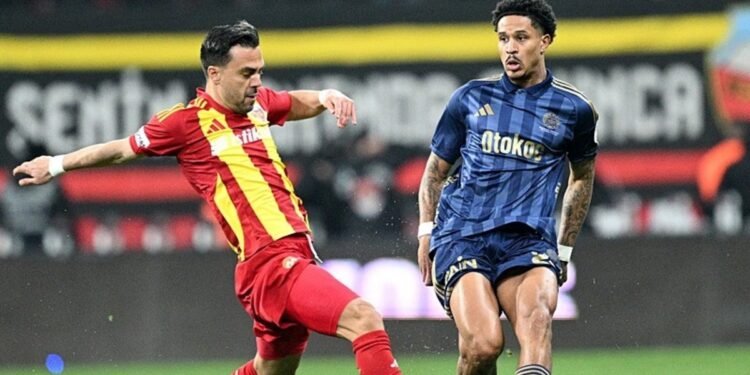 Roma Jayden’dan vazgeçmiyor