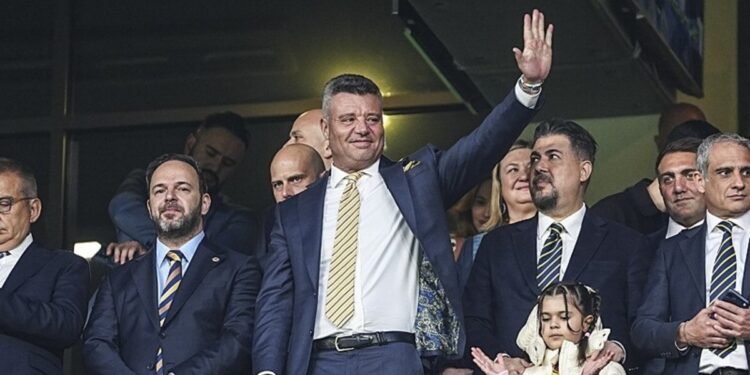 Sadettin Saran’dan Fenerbahçe’ye transfer jesti! Dünya yıldızı için…