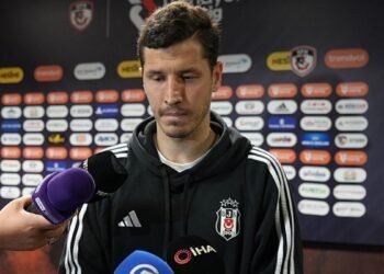 Salih’le yollar ayrılıyor